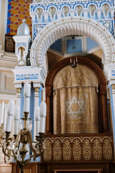 Photo of a Synagogue. 
(Photo Courtesy of Pexels.com)