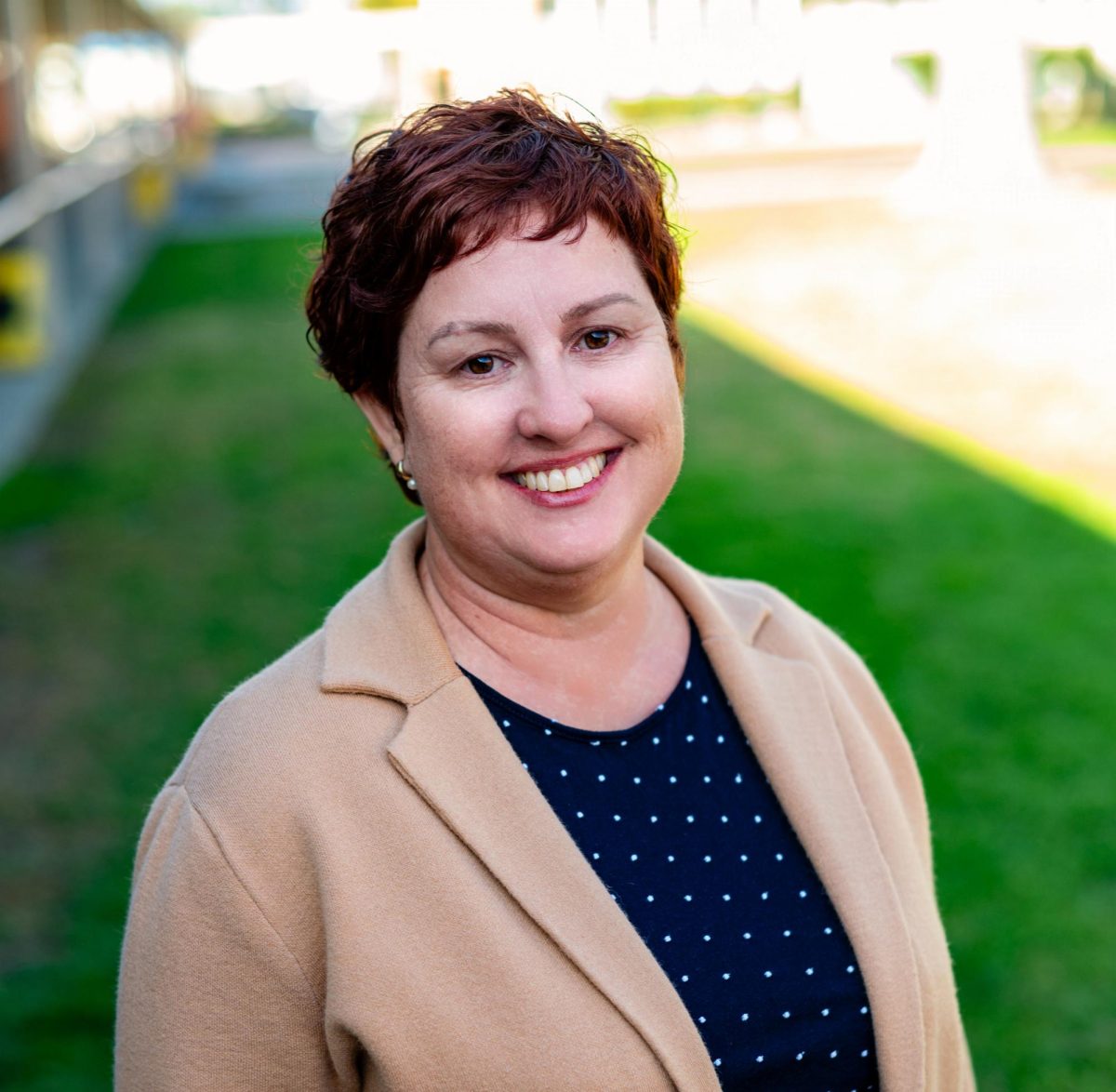 Photo of Dr. Stacey Alexander on the Millikan campus 