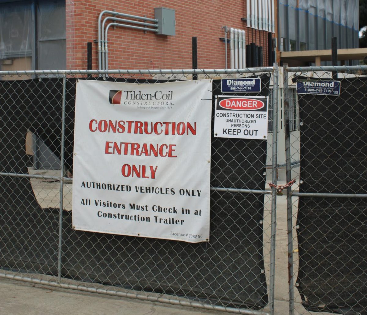 Photo of construction signage at Millikan